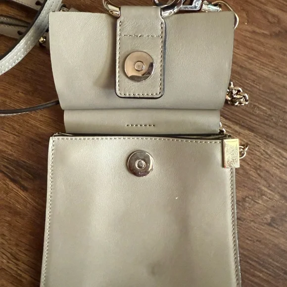 Chloé Mini Faye Beige Leather and Suede Crossbody Bag - Picture 7 of 11